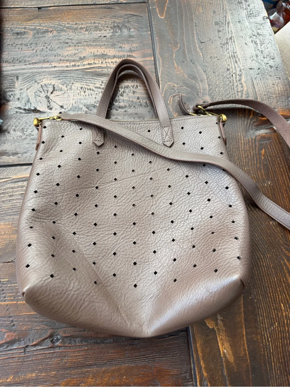 Madewell convertible crossbody purse. Beautiful taupe/brown color. New